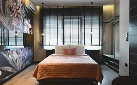Avenue Luxury Apartments